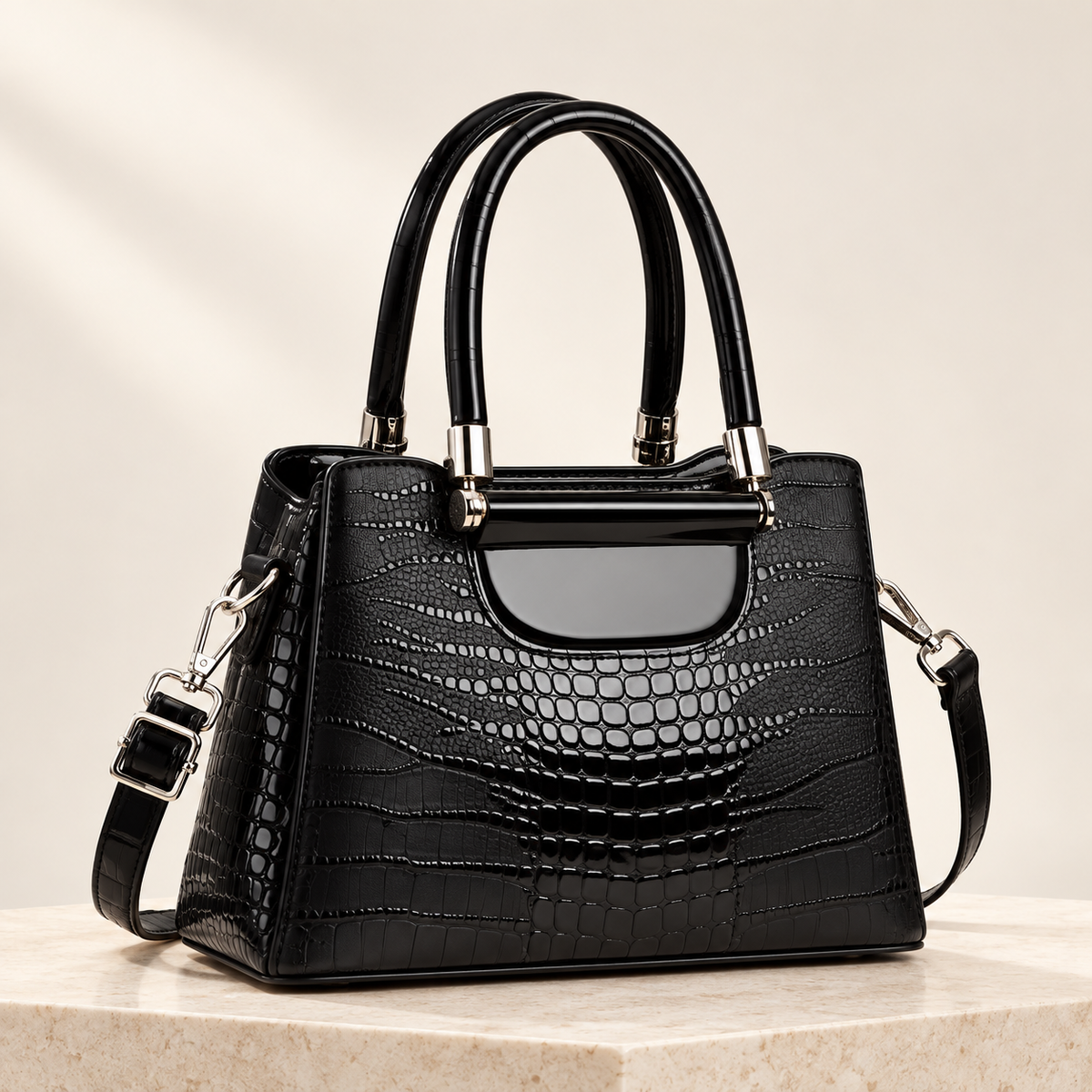 MVRNLO Elara Croc Handbag