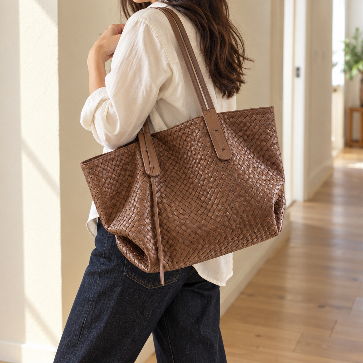 MVRNLO Amara Woven Tote Bag